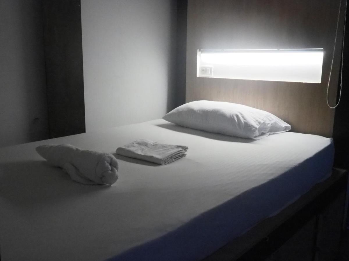 Baboon Hostel Santa Marta  Eksteriør billede
