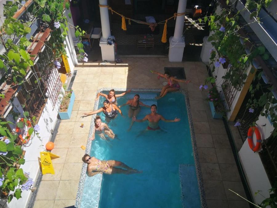 Baboon Hostel Santa Marta  Eksteriør billede