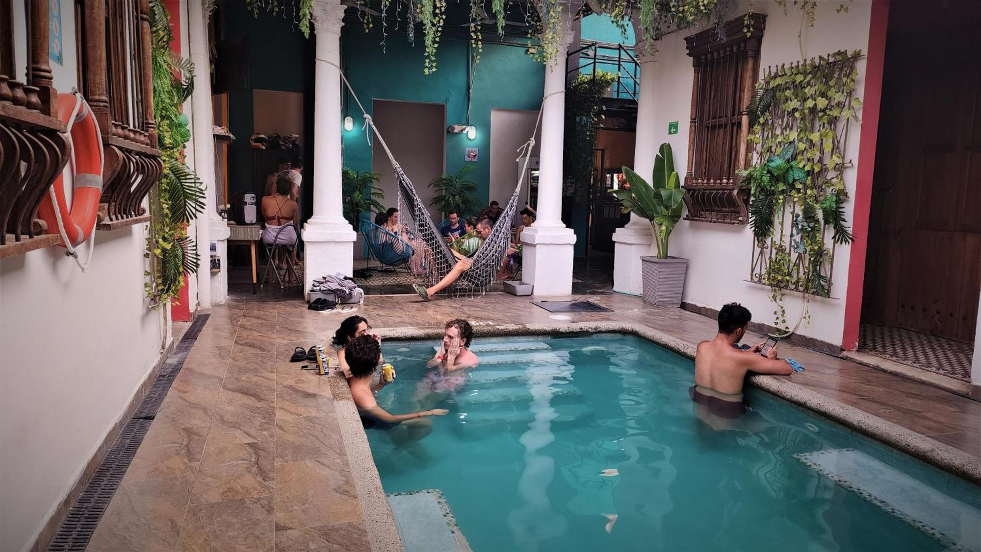 Baboon Hostel Santa Marta  Eksteriør billede