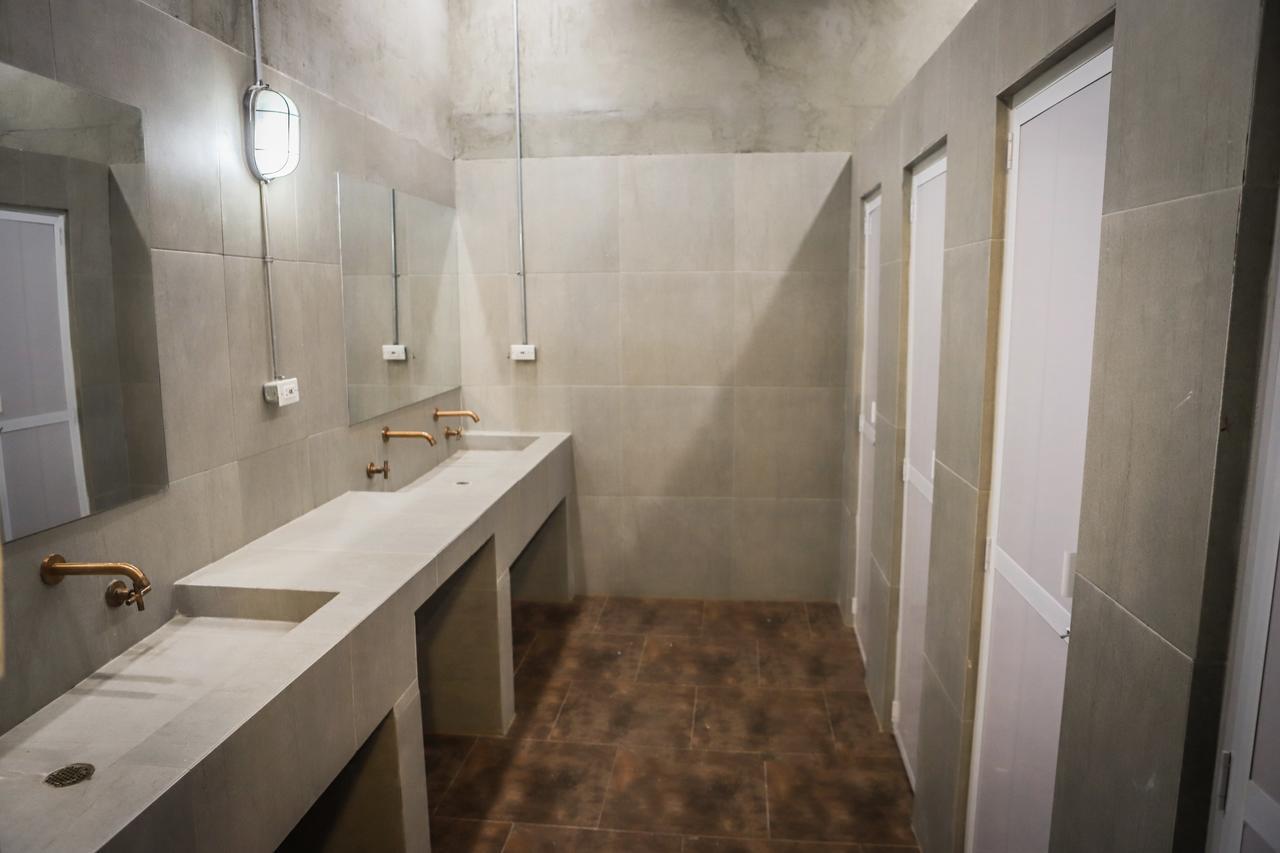 Baboon Hostel Santa Marta  Eksteriør billede